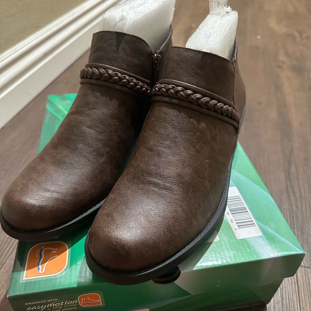 Brown Ankle Boots with Braided Accent